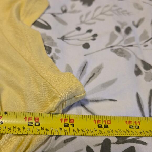 The Limited butter yellow Rosette detail top size XL Work Church Office Teacher - Picture 6 of 8